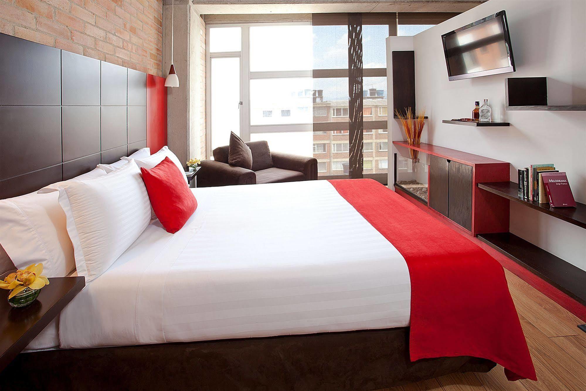 Estelar Apartamentos Aeropuerto Bogotá Extérieur photo
